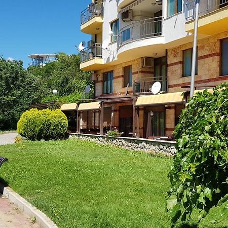 Апартамент Парк Несебър Ngoại thất bức ảnh
